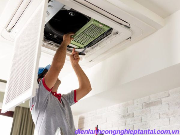 Dịch Vụ Vệ Sinh Máy Lạnh Tại Dĩ An Bình Dương 